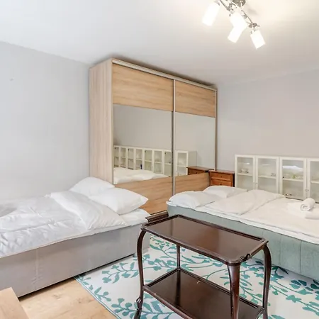 Batory Snug By Bookinghost * Chorzów